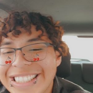 Meet your Posher, Emmanuel